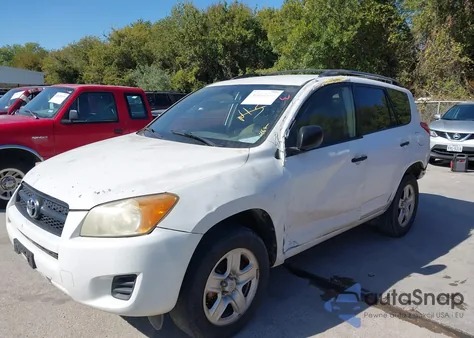2010 Toyota Rav4 из США, поврежденный, VIN JTMZF4DV6AD026311